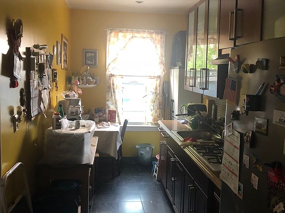 2nd image of 3121 106th St