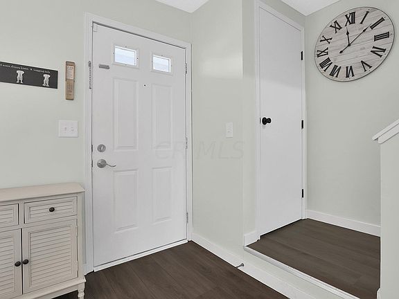 4th image of 1146 Worthington Woods Blvd #2