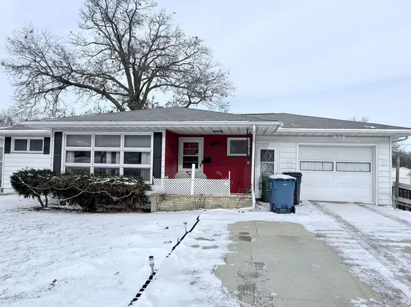 1809 E Ridgeway Ave, Waterloo, IA 50702