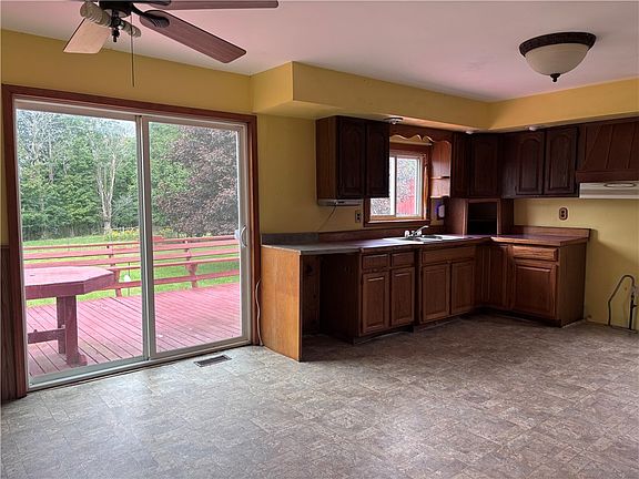 5th image of 4391 Miller Rd