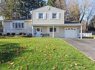 138 College View Dr, Hackettstown, NJ 07840