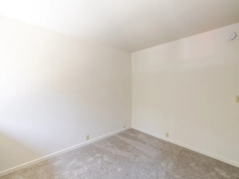 Tiburon Hill Estates — Photo 20