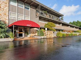 4460 SW Scholls Ferry Rd APT 25A, Portland, OR 97225