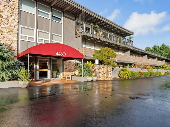 4460 SW Scholls Ferry Rd APT 25A, Portland, OR 97225