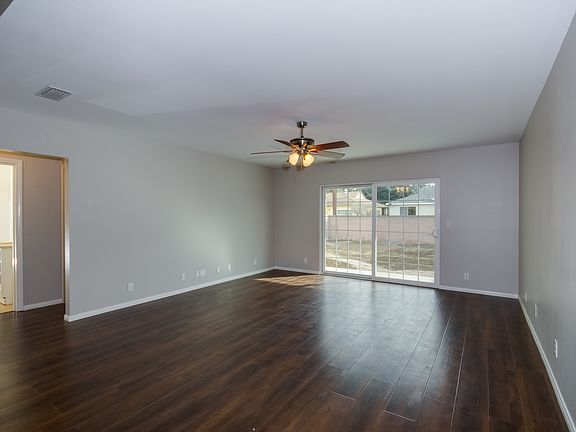 3rd image of 6508 Centralia St