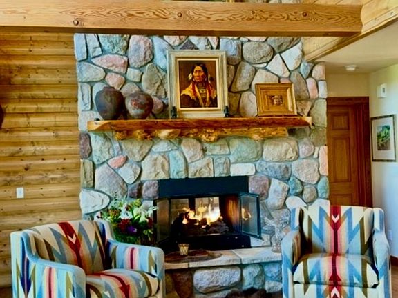 4th image of 2433 Southfork Rd