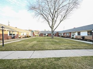 5651 Broadview Rd APT C9, Parma, OH 44134
