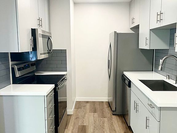 2nd image of 4585 Hamilton St APT B4