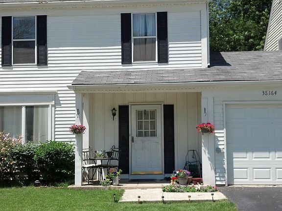 2nd image of 3S264 Birchwood Dr