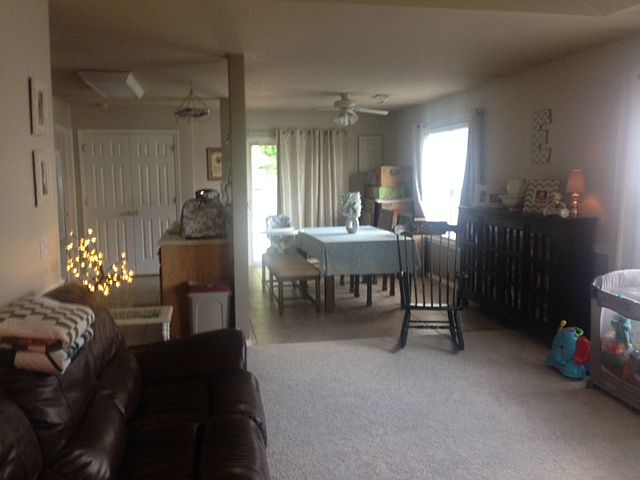 1st image of 906 E Kara Ln