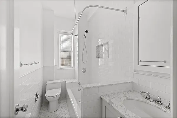 Rented by Rudin Management Company, Inc. | media 9