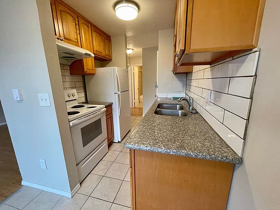 2nd image of 6814 Rainier Ave S #10