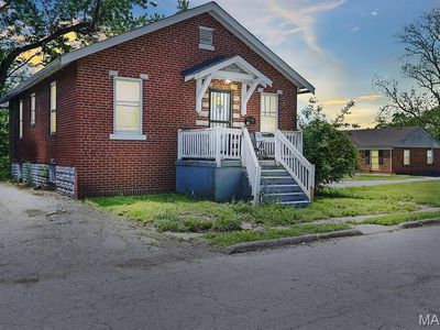 2008 Eldredge Ave, Saint Louis, MO, 63136