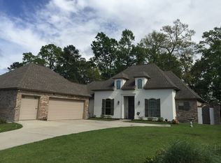 5849 Kellywood Oaks Dr, Baton Rouge, LA 70817
