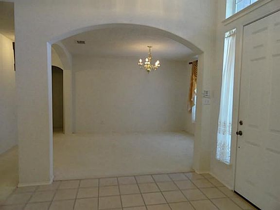3rd image of 3700 Estacado Ln