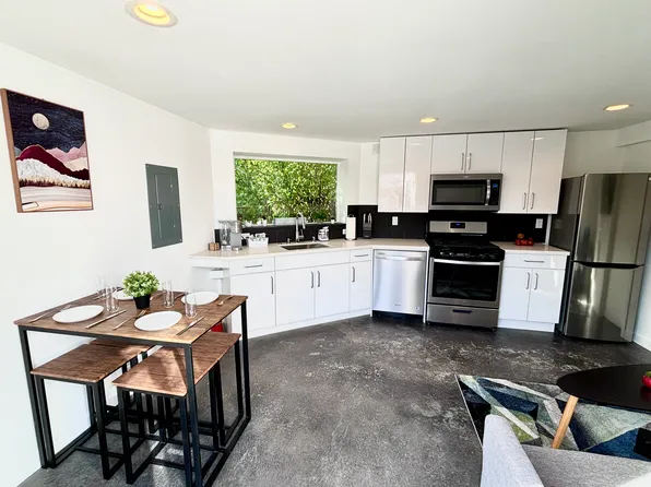 110 Erie Ave #B, Seattle, WA 98122