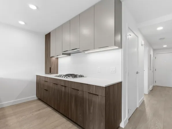 3590 W 39th Ave #305, Vancouver, BC V6N 4K8