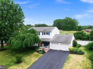 22 Tar Heels Rd, Hamilton, NJ 08619