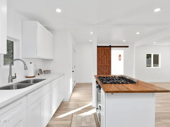 6041 Peppertree Ln, Simi Valley, CA 93063