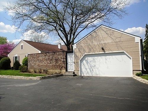 1st image of 1060 Dartmouth Dr