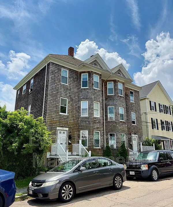 106 Winsor St #1