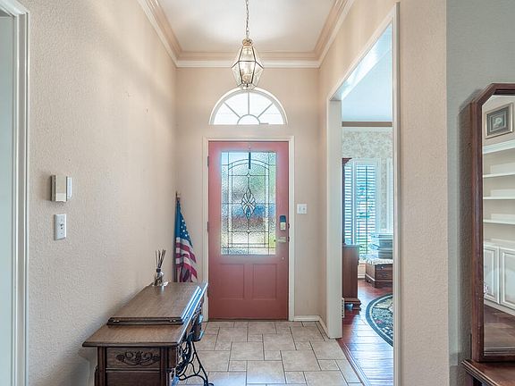 4th image of 4020 Trinity Ct