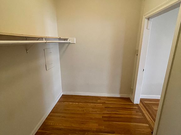 4th image of 251 Parnassus Ave APT 23