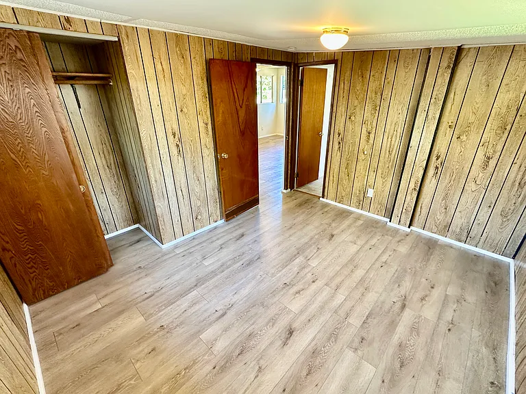 1137 Chestnut St — Photo 18