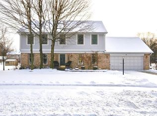 75 Glasgow Ln, Noblesville, IN 46060
