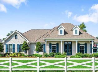 435 Bedico Pkwy, Madisonville, LA 70447