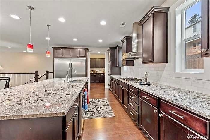 1st image of 12110 SE 84th Pl