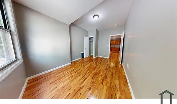 31 Stanley Ave #2 — Photo 5