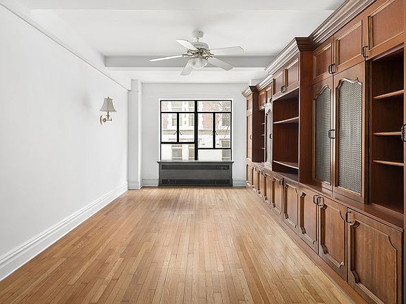 4th image of 565 W End Ave APT 2A