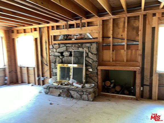 5th image of 135 N Finch Dr