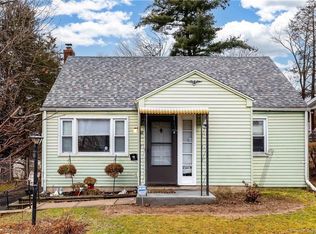 18 Blodgett Roy Dr, New Britain, CT 06053