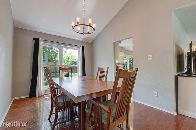 1st image of 5313R Buckner Dr
