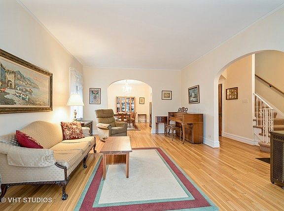 3rd image of 4154 N Leclaire Ave
