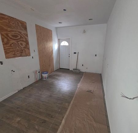 3rd image of 135 Brookside Ave