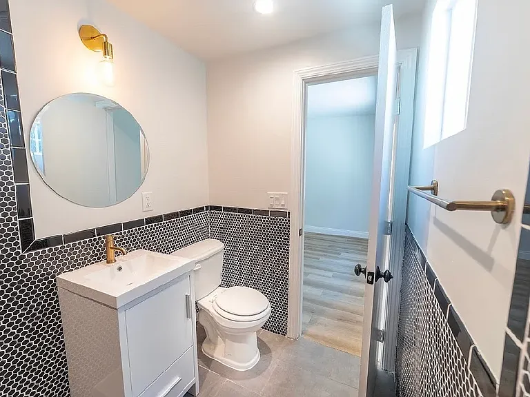 2830 S Sepulveda — Photo 54