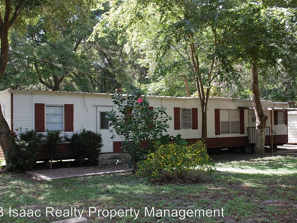 1st image of 3206 Silver Lake Dr