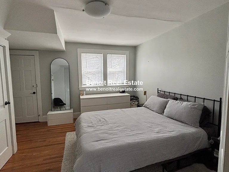 40 Lee St #3 — Photo 10