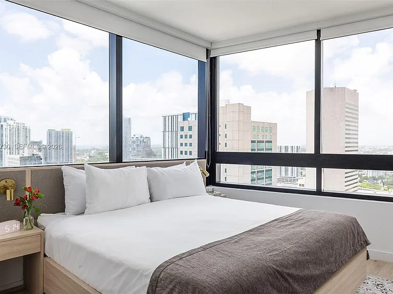 225 N Miami Ave #3412 — Photo 3
