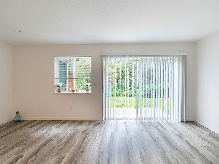 T-06 3x2.5 J 1240SQFT (7)