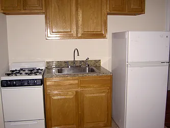 Rented by Elinor Taasa, LREB