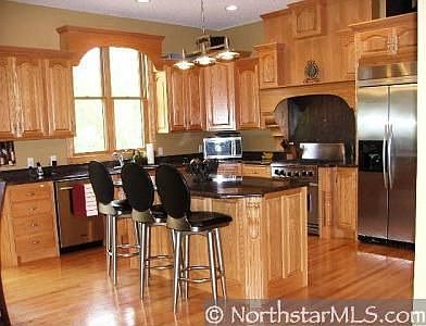 3rd image of 6730 Basswood Ln