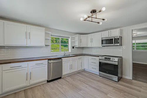 8624 Walnut Springs Ln Photo 1
