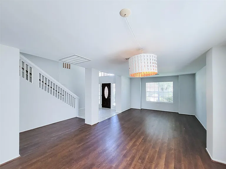 19726 Lindenfield Ct — Photo 13