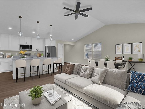 2nd image of 722 Villa Ct