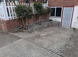 8128-8132 NE Beech St, Portland, OR 97213