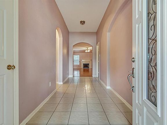 4th image of 2610 Braley Park Ln